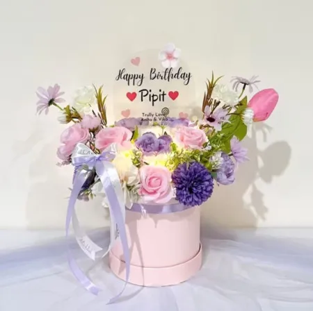 Bloom Box Akrilik Ucapan Ulang Tahun Lengkong